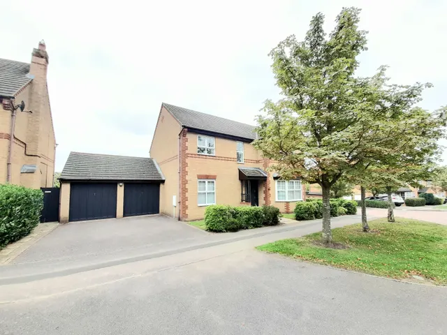 Emerson Valley, Milton Keynes, MK4, photo 1