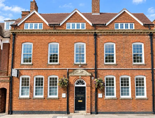 South Street, Farnham, GU9, photo 1