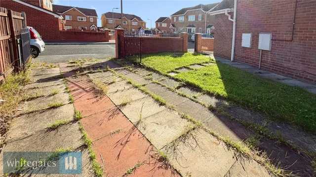 North Royds Wood, Athersley North, S71, photo 2