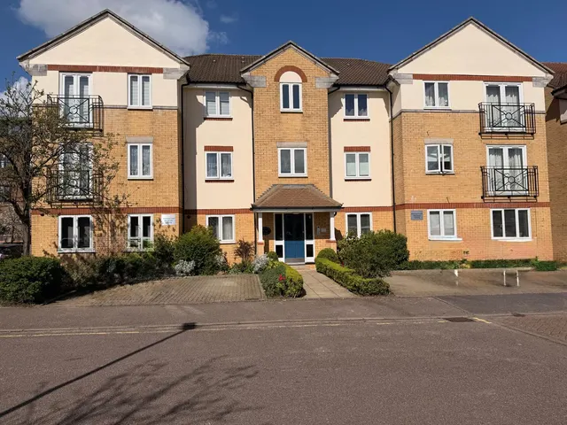 Grenville Place, London, NW7, photo 1