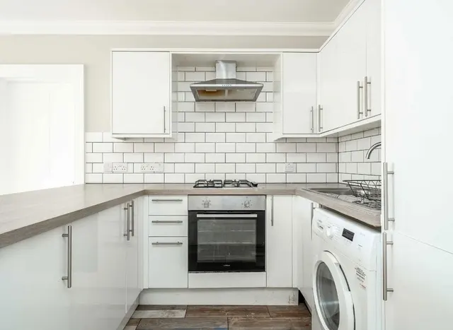 Thames Street, Lower Sunbury, TW16, photo 3