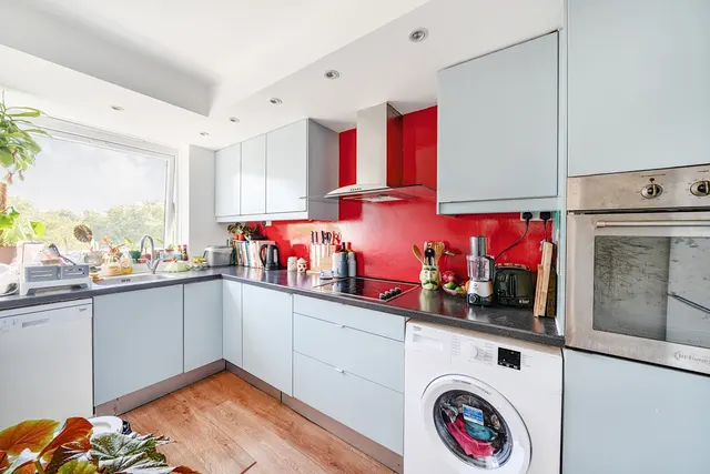 Photo 3 — Arica House, London, SE16