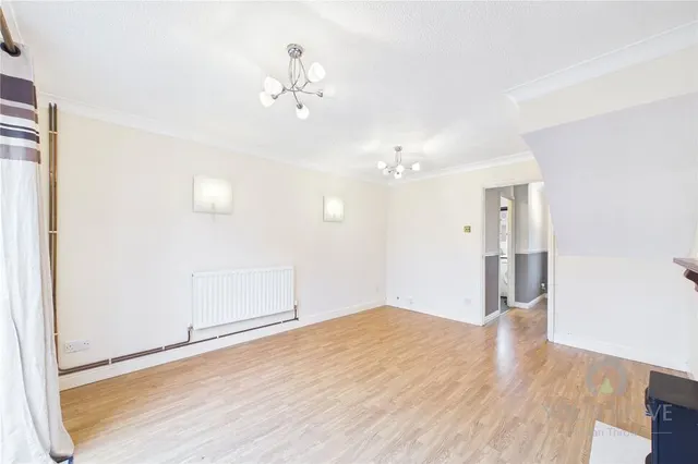 Limoges Court, Duston, NN5, photo 3