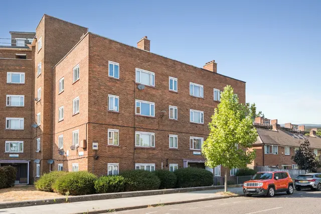 Basingdon Way, SE5, photo 1
