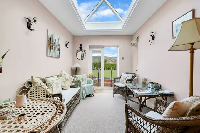 Bowbridge Lane, Prestbury, GL52, photo 2