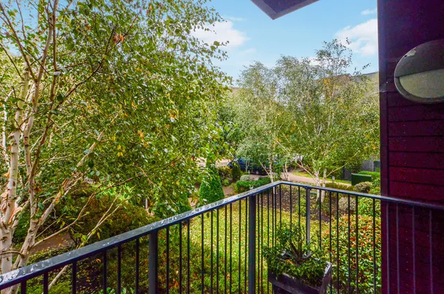 Unwin Way, Stanmore Fees Apply, HA7, photo 1