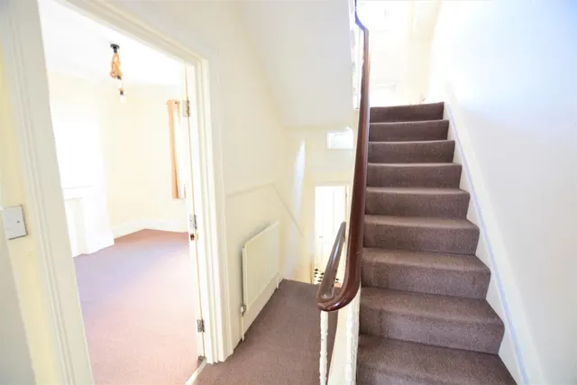 Photo 3 — Buckingham Road, Brighton, BN1