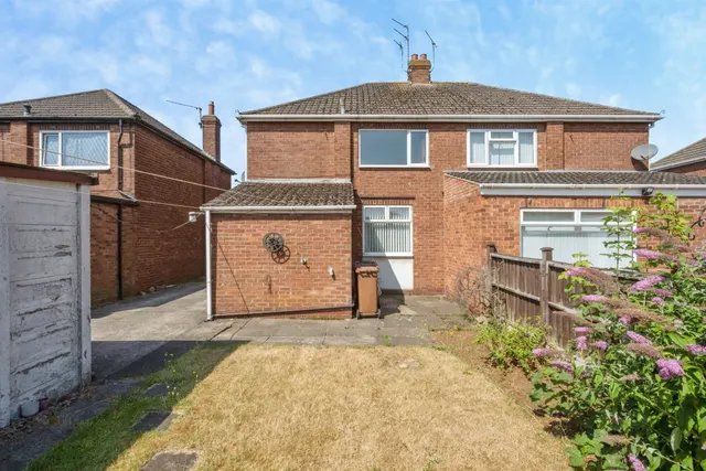 Photo 2 — Baysdale Road, Scunthorpe