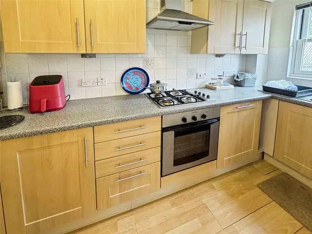 St James Mews, Exeter Street, TQ14, photo 2