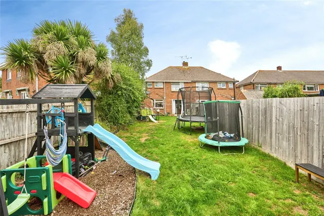 Medeway, Sandown, PO36, photo 2