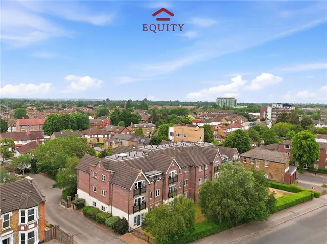 Southbury Road, Enfield, photo 1
