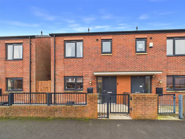 Malford Street, Openshaw, M11, photo 1