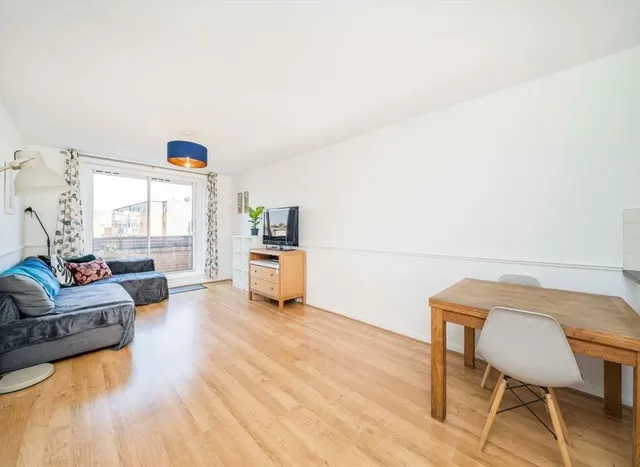 Ewell Road, Surbiton, KT6, photo 2