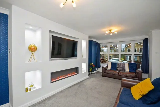 Lodge Hill Walk, Leeds, LS12, photo 3