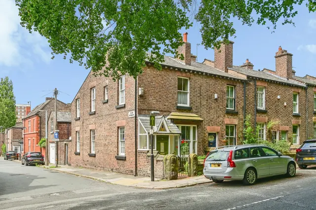 Allerton Road, Woolton, L25, photo 2