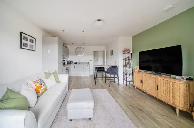 Broad Lane, Bracknell, RG12, photo 2