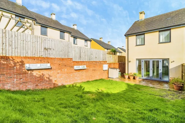 Oathills Place, Paignton, TQ4, photo 2