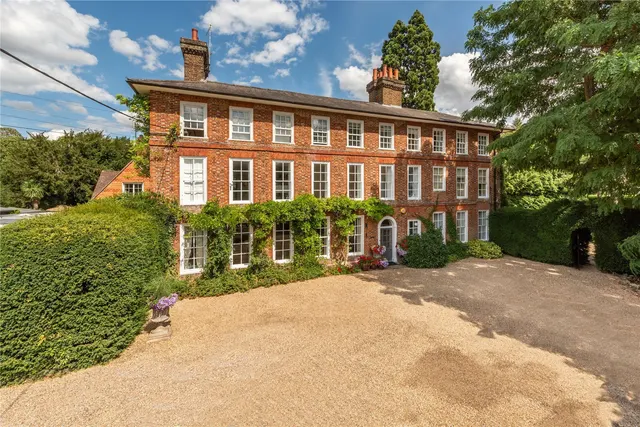 The Street, Betchworth, RH3, photo 1