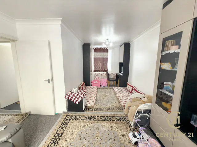 Norwood Road, Southall, UB2, photo 3