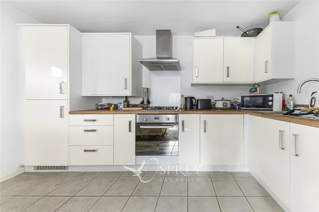 Benefield Road, Oundle, PE8, photo 2