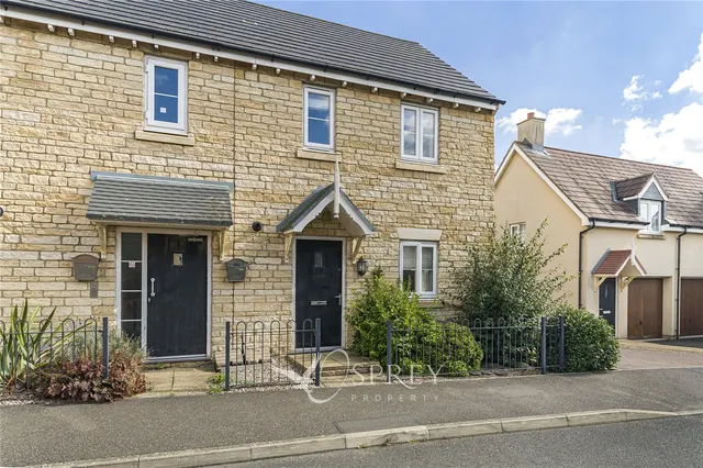 Benefield Road, Oundle, PE8, photo 1