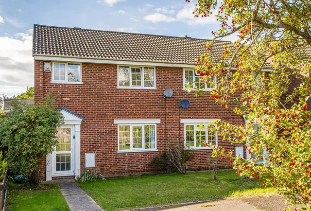 Brockworth, Yate, BS37, photo 1