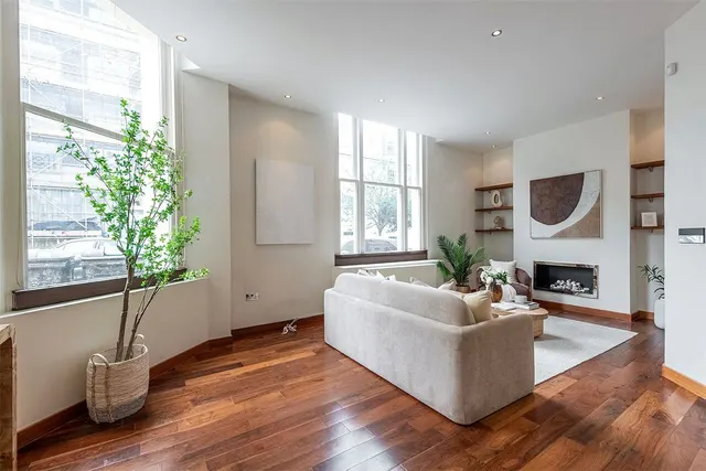 Monmouth Road, London, W2, photo 1