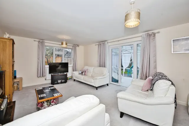 Harbourne Close, Burnham-On-Sea, TA8, photo 2