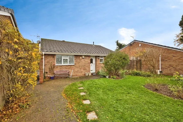 Harbourne Close, Burnham-On-Sea, TA8, photo 1