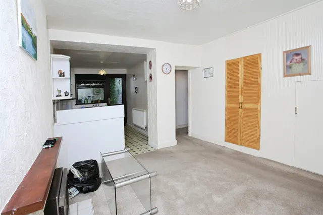Hillside Terrace, Wattstown, CF39, photo 3