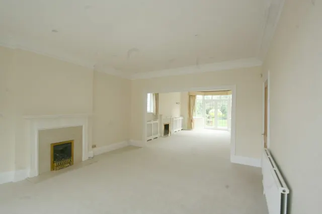 Photo 3 — Austenway, Gerrards Cross, Bucks, SL9 8NN