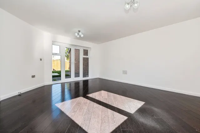 Stigand Lane, Greenhithe, DA9, photo 3