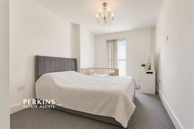 Rectory Park Avenue, Northolt, UB5, photo 3