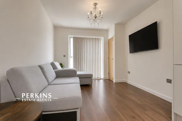Rectory Park Avenue, Northolt, UB5, photo 2