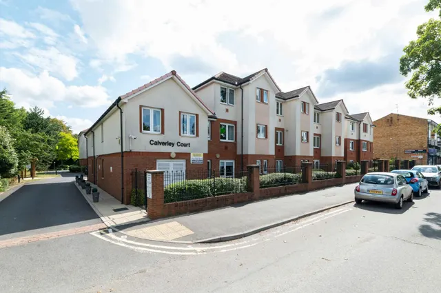 Kingston Road, Ewell, KT19, photo 1