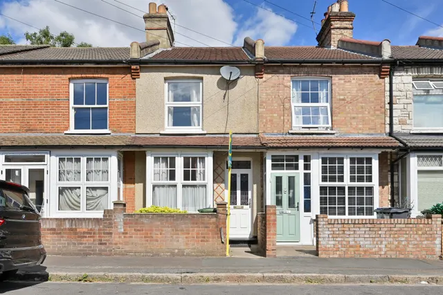 34 Garfield Street, Watford, photo 1