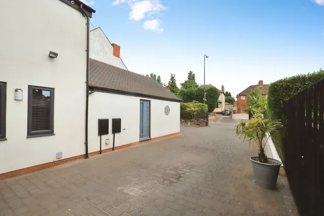 Lichfield Road, Walsall Wood, WS9, photo 2