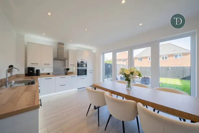 Photo 3 — Brightsmith Road, Little Sutton, CH66 4BT