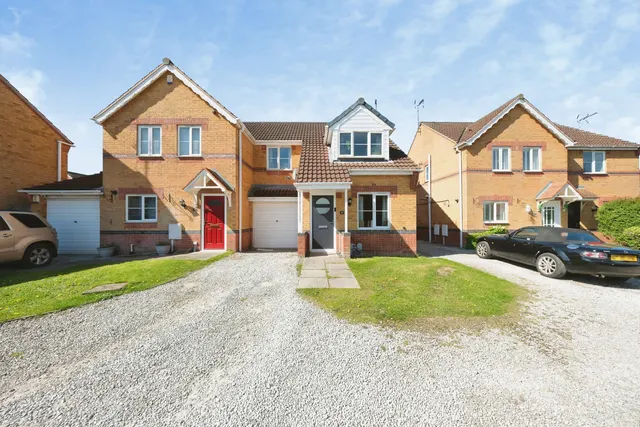 Sycamore Avenue, Creswell, S80, photo 3