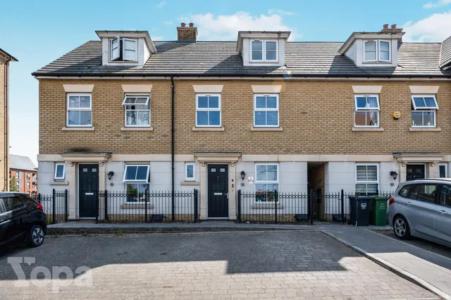 Ackers Drive, Swanscombe, DA10, photo 1