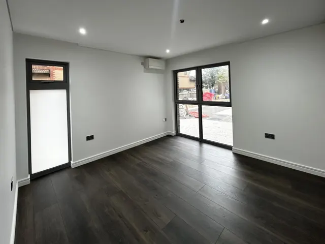 Oxford Road, HP19, photo 3