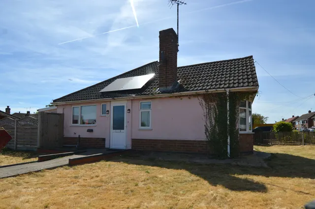 Photo 2 — Brampton Way, Bedworth, Warwickshire, CV12 9PR