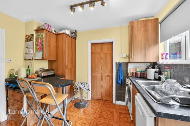 Baker Lane, Mitcham, CR4, photo 3