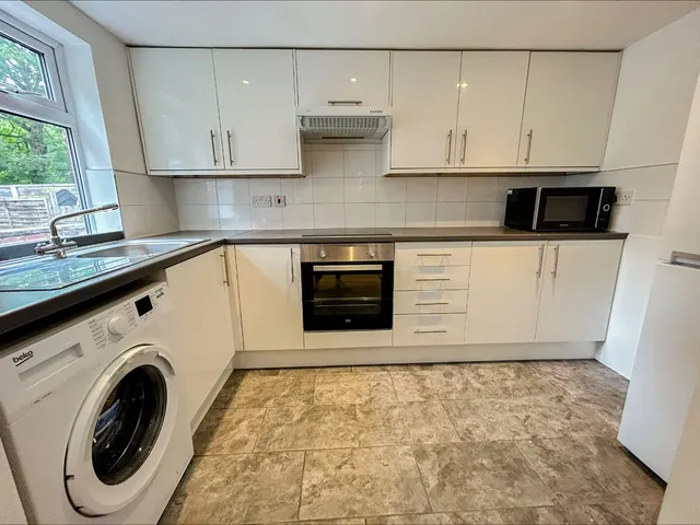 Mabfield Road, Manchester, M14, photo 1