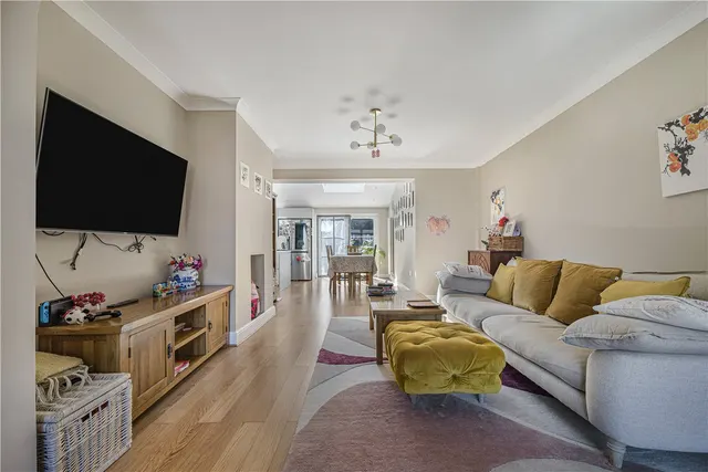 Ravensbury Road, St Pauls Cray, BR5, photo 2