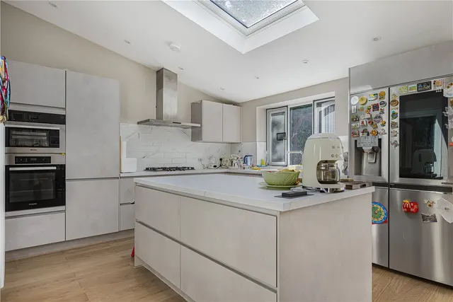 Ravensbury Road, St Pauls Cray, BR5, photo 3