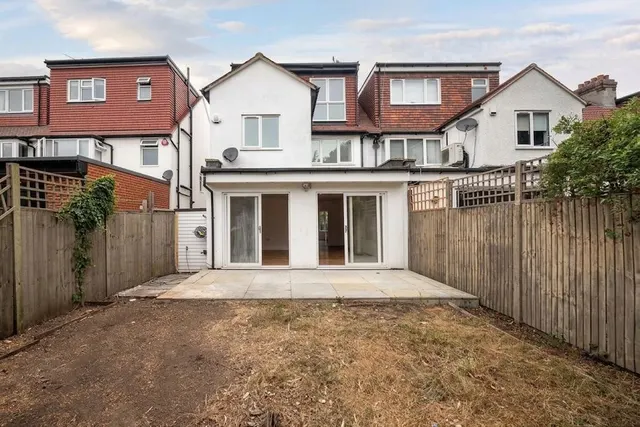 Photo 2 — Hale Drive, Mill Hill, NW7, Mill Hill