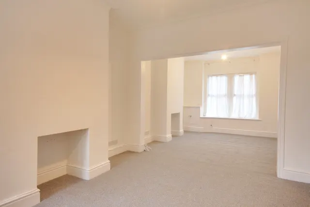 Knowles Road, Tredworth, GL1, photo 1