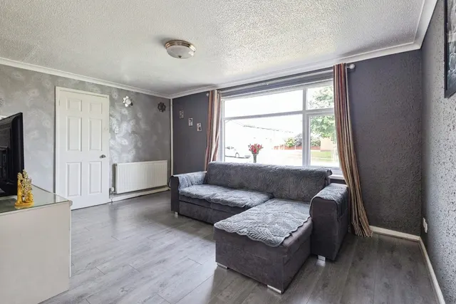 Photo 2 — Circular Road, Denton, Manchester, Greater Manchester, M34