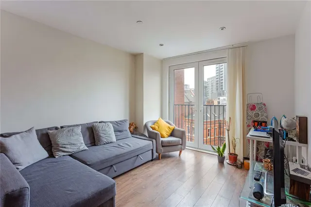 Photo 2 — Alto, Sillavan Way, Salford, M3 6GF
